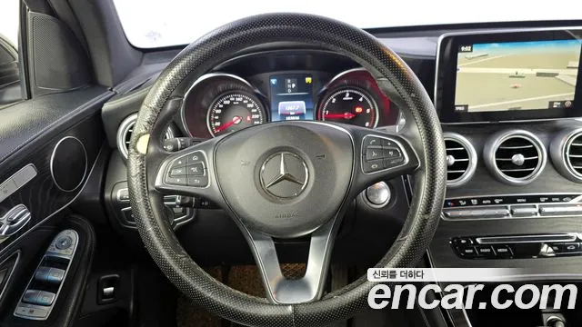Mercedes-Benz GLC-Class 2017 — фото 13