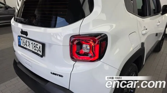 Jeep Renegade 2021 — фото 9
