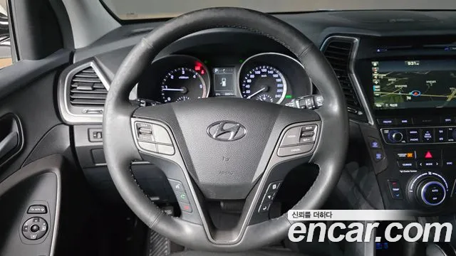 Hyundai Santafe 2016 — фото 19