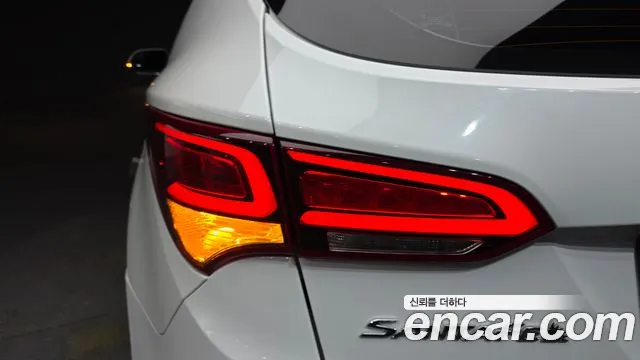 Hyundai Santafe 2016 — фото 9