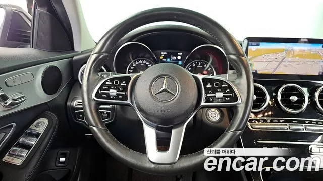 Mercedes-Benz C-Class 2020 — фото 19