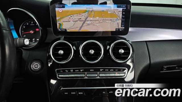 Mercedes-Benz C-Class 2020 — фото 20