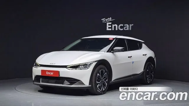 Kia EV6 2024 — фото 1
