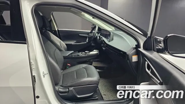 Kia EV6 2024 — фото 17