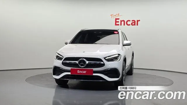 Mercedes-Benz GLA-Class 2022 — фото 3