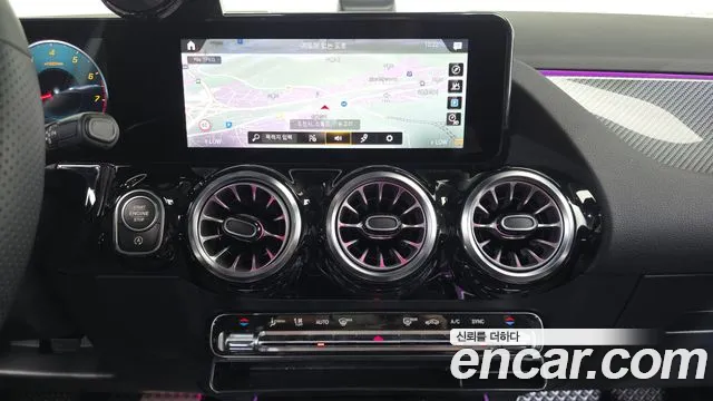 Mercedes-Benz GLA-Class 2022 — фото 14