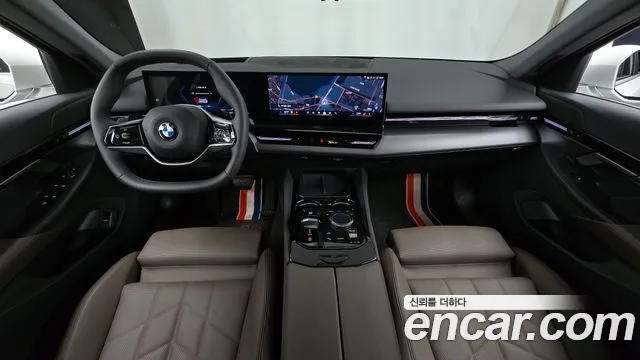 BMW 5-Series 2024 — фото 10