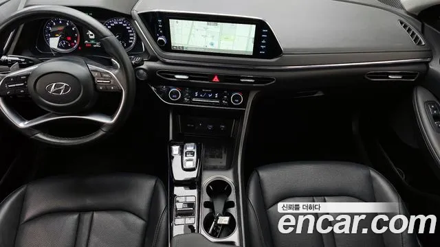 Hyundai Sonata 2022 — фото 10