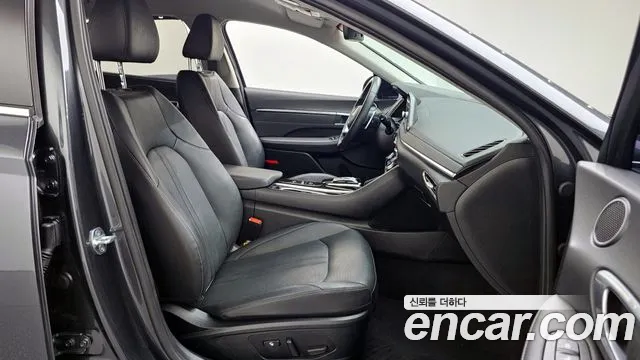 Hyundai Sonata 2022 — фото 17