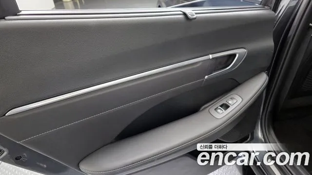 Hyundai Sonata 2022 — фото 15