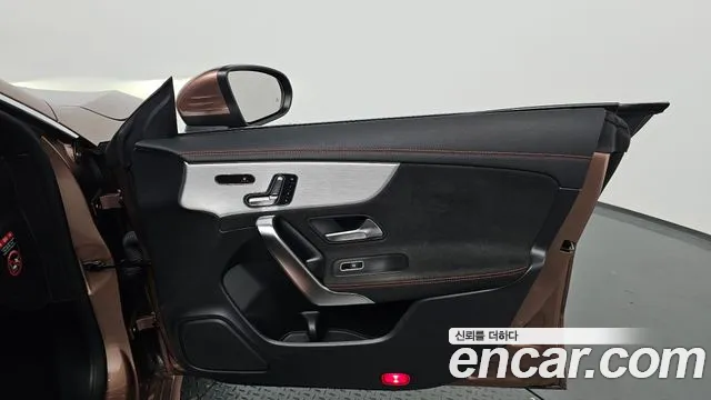 Mercedes-Benz CLA-Class 2022 — фото 13
