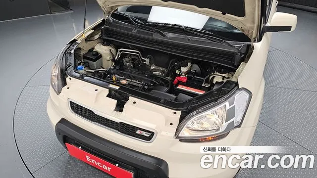 Kia Soul 2011 — фото 6
