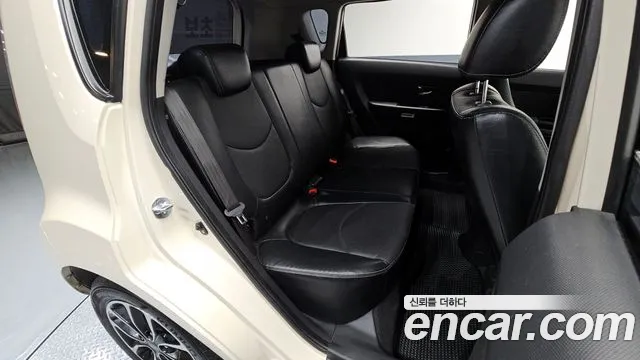 Kia Soul 2011 — фото 11