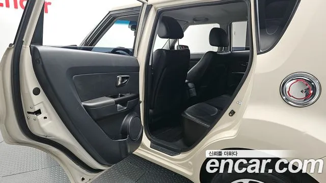 Kia Soul 2011 — фото 12