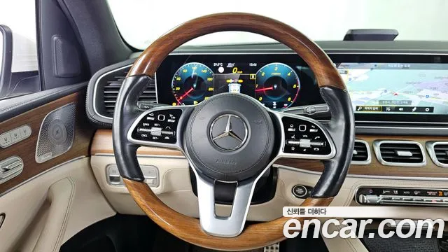 Mercedes-Benz GLS-Class 2021 — фото 13