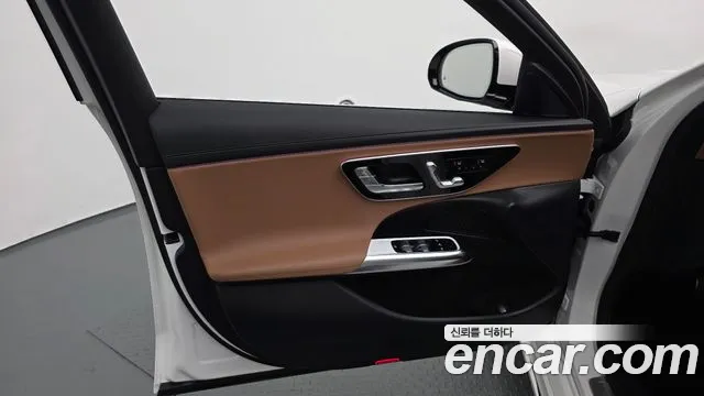 Mercedes-Benz E-Class 2026 — фото 14