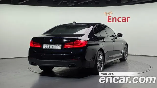 BMW 5-Series 2018 — фото 2