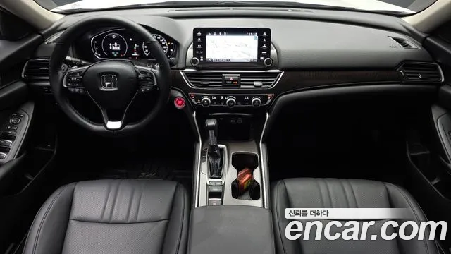 Honda Accord 2021 — фото 10