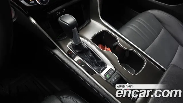 Honda Accord 2021 — фото 12