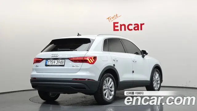 Audi Q3 2022 — фото 2