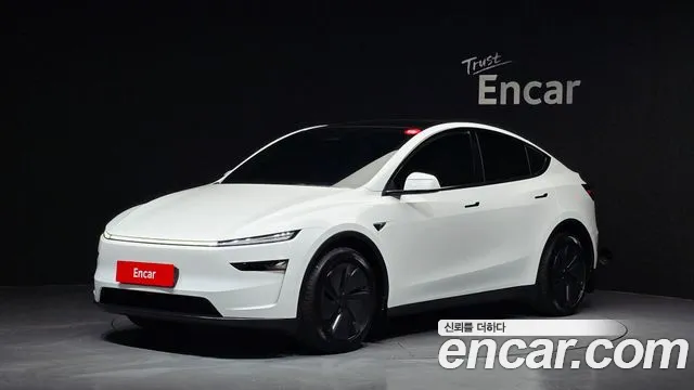 Tesla Model Y 2025 — фото 1