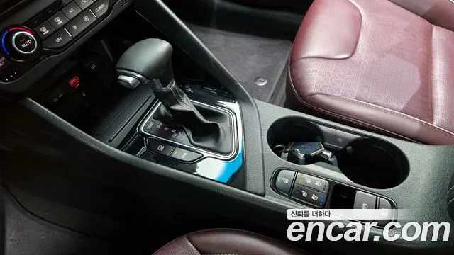 Kia Niro 2020 — фото 12