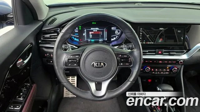 Kia Niro 2020 — фото 19