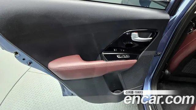 Kia Niro 2020 — фото 15