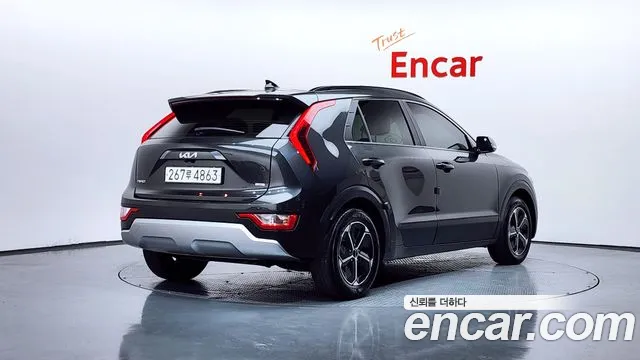 Kia Niro 2022 — фото 2