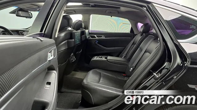 Hyundai Genesis 2015 — фото 17