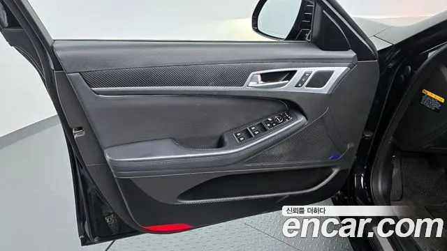 Hyundai Genesis 2015 — фото 14