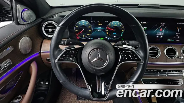 Mercedes-Benz E-Class 2021 — фото 18