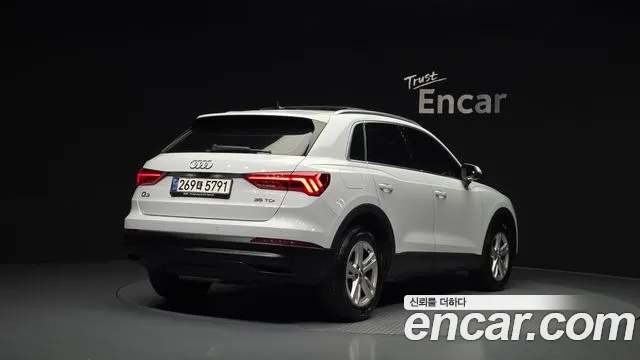 Audi Q3 2020 — фото 2