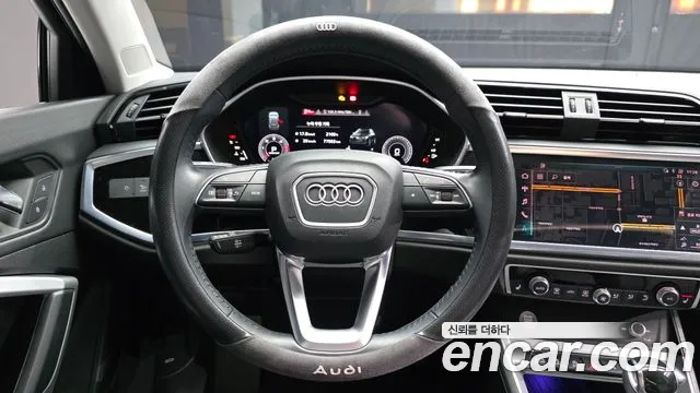 Audi Q3 2020 — фото 19