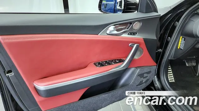 Kia Stinger 2020 — фото 13
