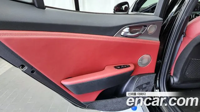 Kia Stinger 2020 — фото 14