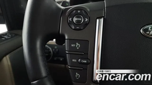 Land Rover Discovery 2016 — фото 17