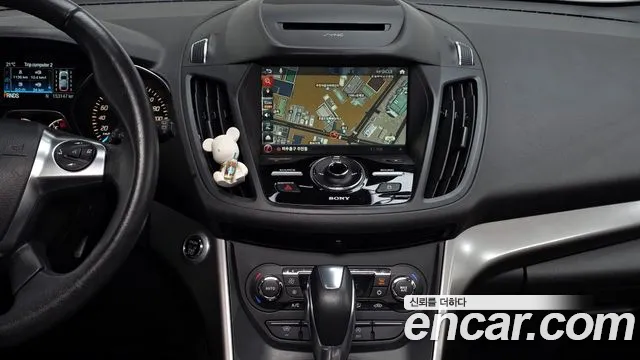 Ford Kuga 2016 — фото 14