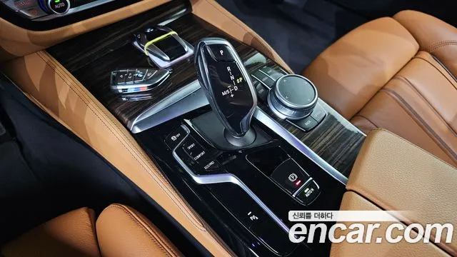 BMW 5-Series 2022 — фото 12