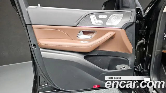 Mercedes-Benz GLE-Class 2024 — фото 14