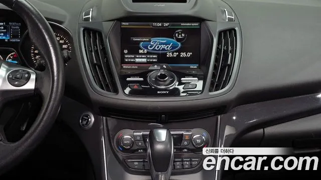 Ford Kuga 2016 — фото 14