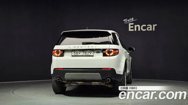Land Rover Discovery Sport 2019 — фото 4