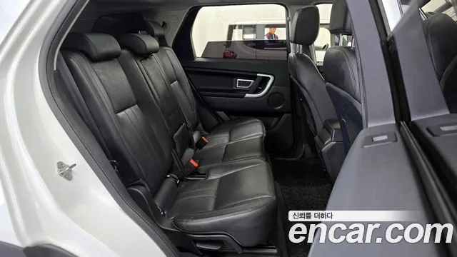 Land Rover Discovery Sport 2019 — фото 17