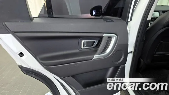 Land Rover Discovery Sport 2019 — фото 15