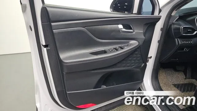 Hyundai Santafe 2021 — фото 14