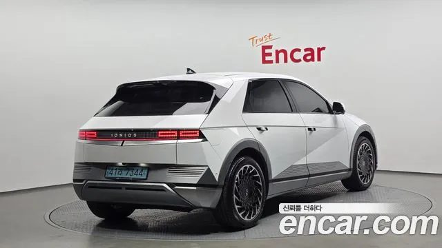Hyundai Ioniq5 2023 — фото 2