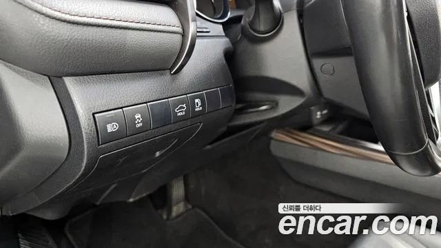 Toyota Camry 2019 — фото 13