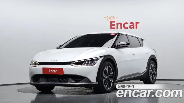 Kia EV6 2022 — фото 1