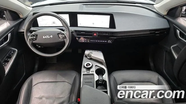 Kia EV6 2022 — фото 10