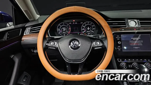 Volkswagen Passat 2018 — фото 19